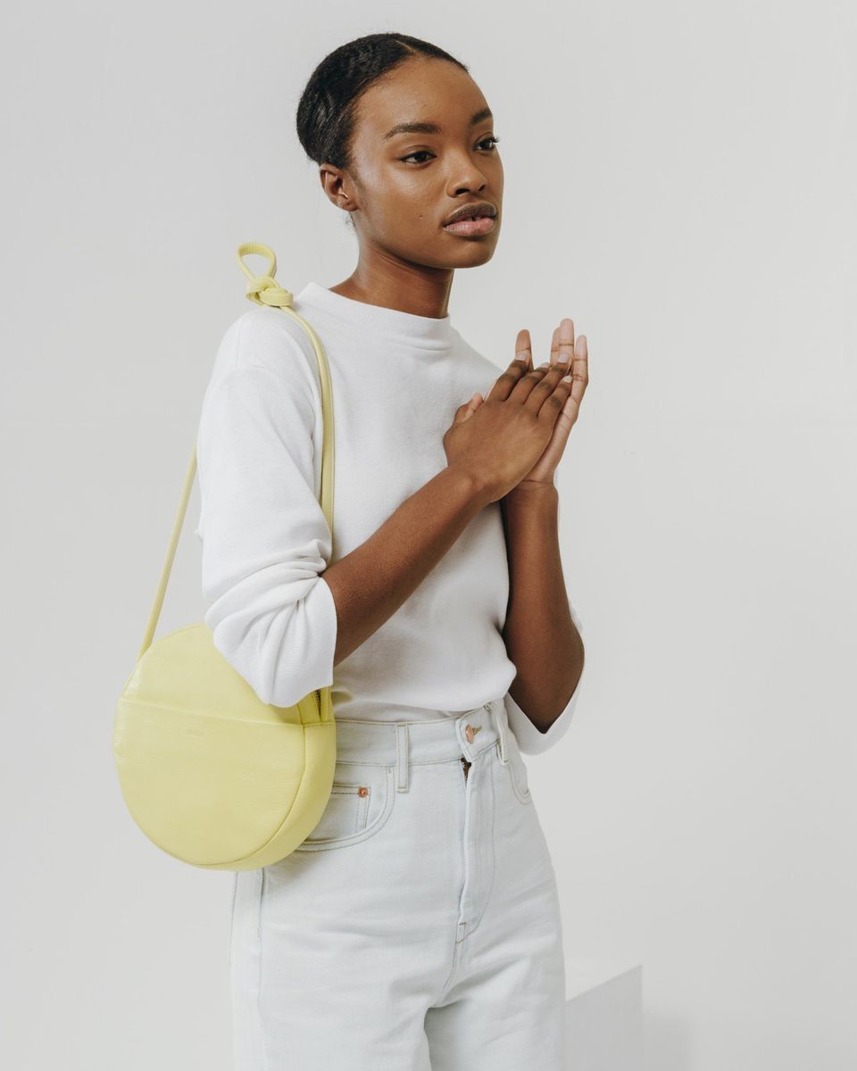15 Darling Circle Bags To Complete Your Spring Wardrobe | HuffPost