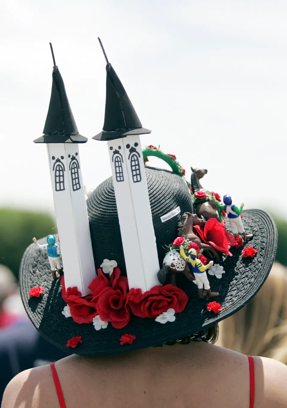 40 Craziest Kentucky Derby Hats Ever to Get You Excited for the