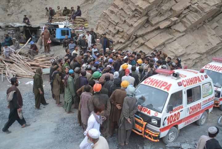 Ambulances arrive on the scene after a methane gas explosion inside a coal mine in Quetta, Pakistan on May 05, 2018. (Photo b