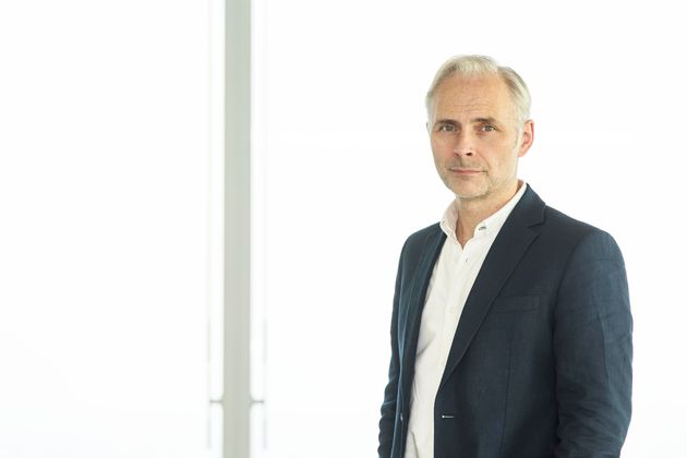 Mark Bonnar plays Dr Neil Sommer