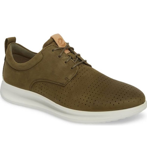 15 Stylish Men's Sneakers That Will Make You Look Taller HuffPost