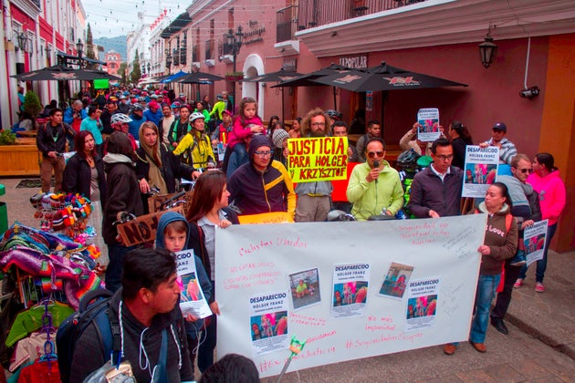 Cyclists demonstrate in San Cristobal de las Casas, Chiapas State, Mexico on May 6, 2018, for the death of a Polish and a German cyclist.