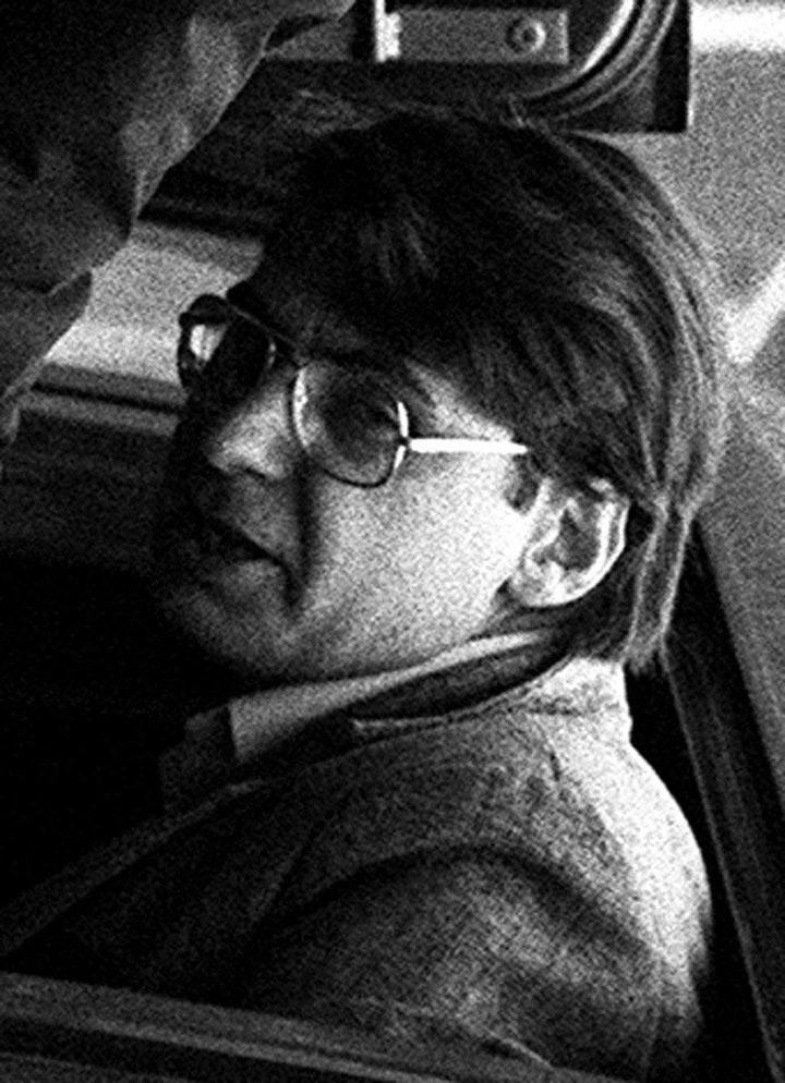 <strong>Serial killer Dennis Nilsen dies in prison.</strong>