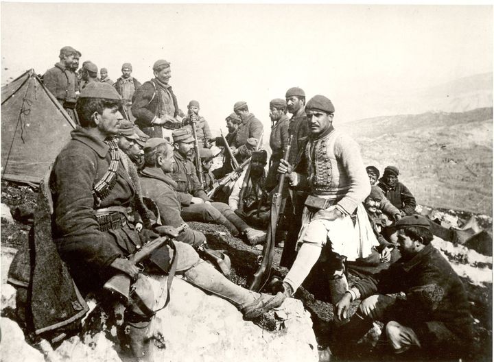 Εύζωνες στην Αετορράχη, 1913.