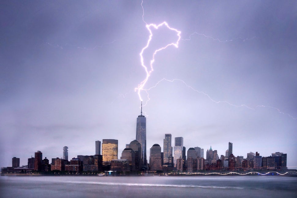 Photographer Captures Epic Lightning Photos During New York ...