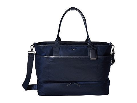 12 Spacious Weekend Bags With Shoe Compartments