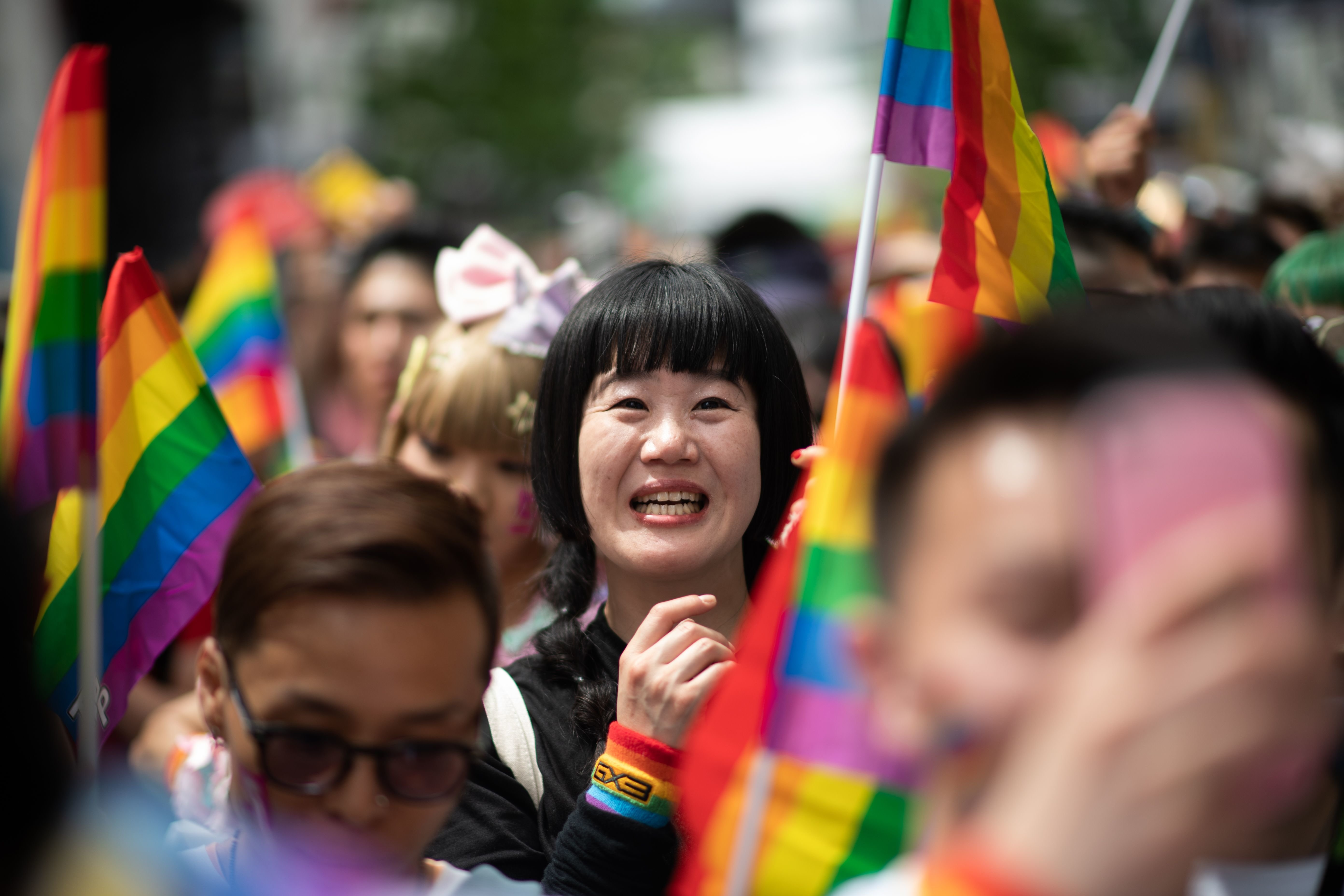 37 Beautiful Photos Of LGBTQ Pride Celebrations Around The World | HuffPost