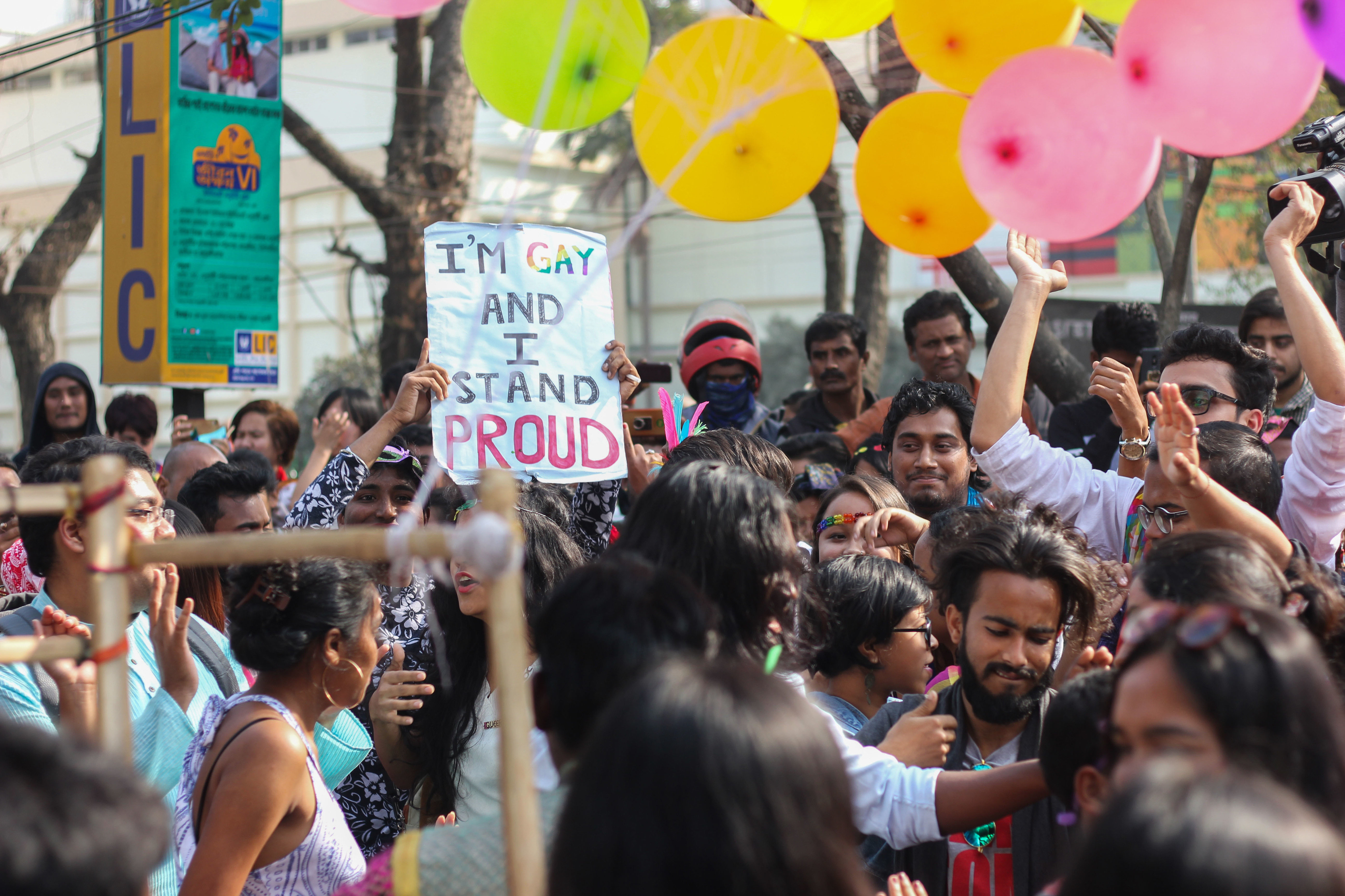 37 Beautiful Photos Of LGBTQ Pride Celebrations Around The World | HuffPost