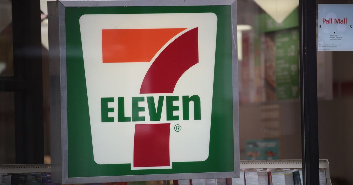 Ев 7 11. Eleven targeting агентство. 7 Eleven. Eleven's Mall -. 7 Eleven в России сканировать.