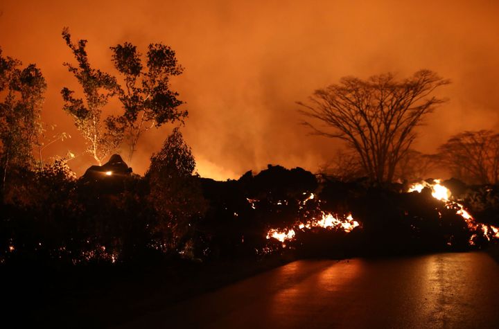 Lava advances on a roadway in Leilani Estates 