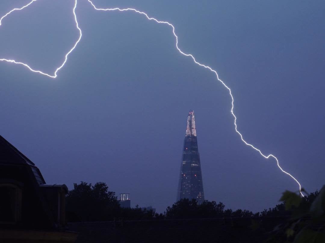 United Kingdom sees more than 60,000 lightning strikes during thunderstorms