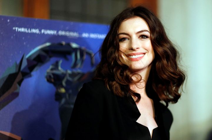 Anne Hathaway poses at the premiere of the film
