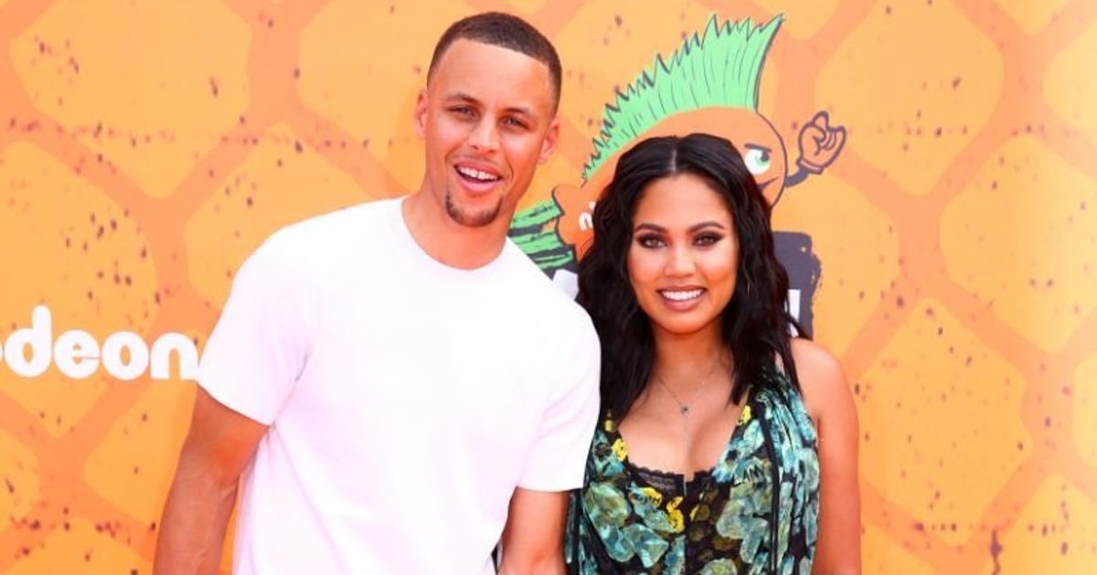 Ayesha Curry Says Heckling Nba Fan Bumped Me In My 8 Month Pregnant 8954