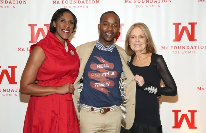 Davis with feminist icon Gloria Steinem (R) and president of the Ms. Foundation Teresa C. Younger (L) at the Gloria Awards on April 27, 2016.