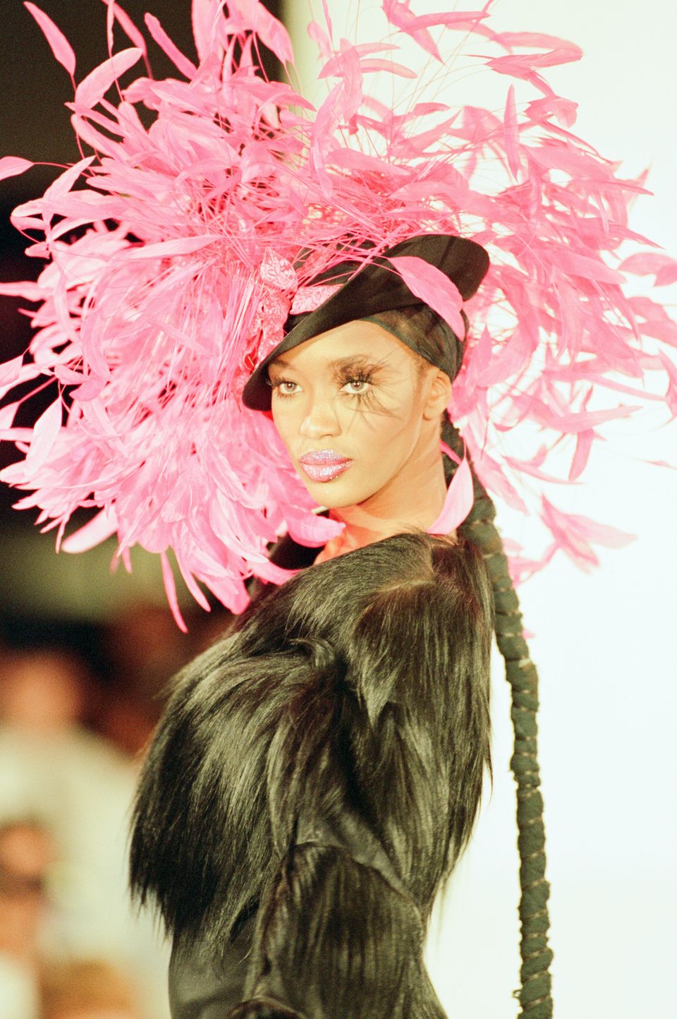 Naomi Campbell’s Stunning Fashion Career In 48 Runway Photos | HuffPost ...