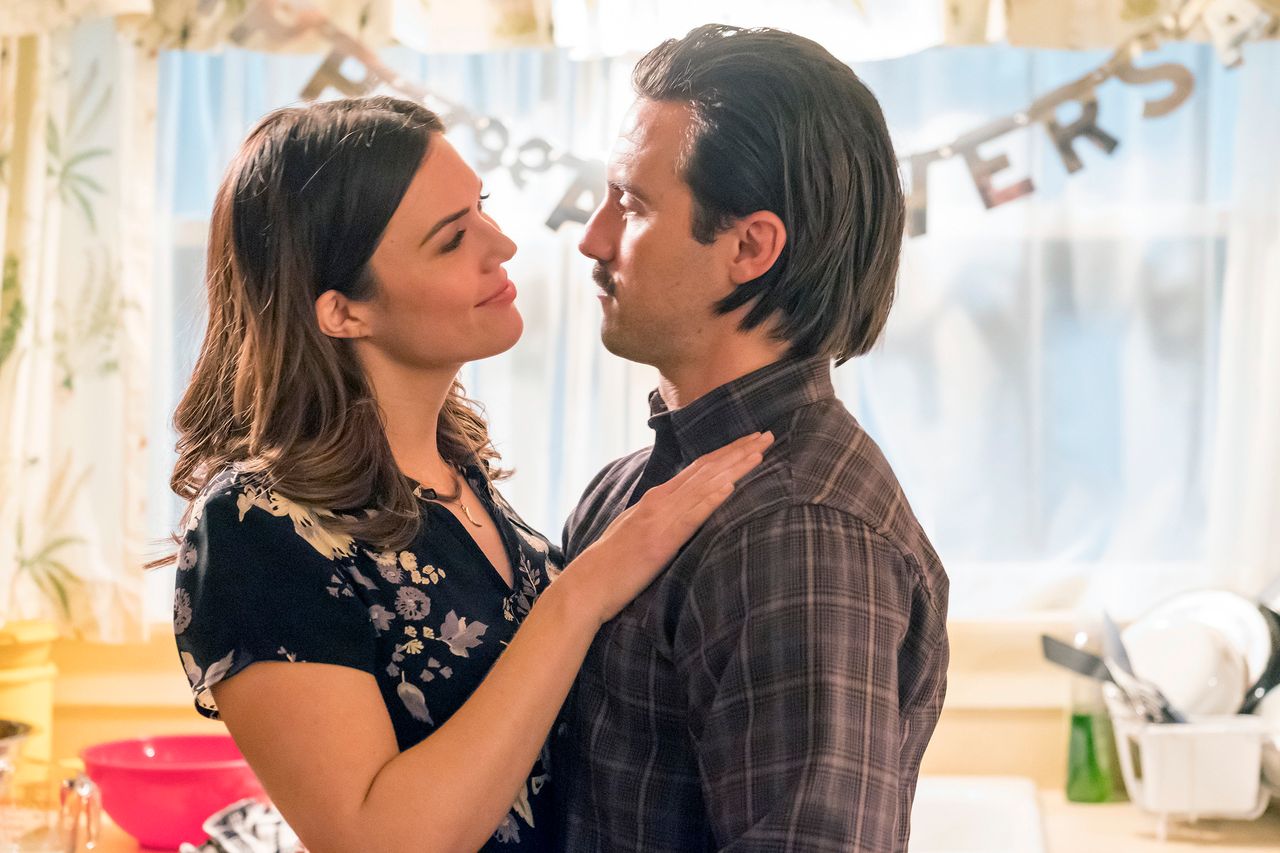 Mandy Moore and Milo Ventimiglia as Rebecca and Jack Pearson on "This Is Us." 