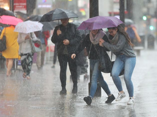 Uk Weather Torrential Rain And Thunderstorms To Cause Travel