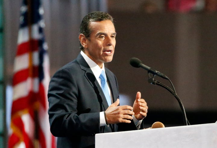 Former Los Angeles Mayor Antonio Villaraigosa (D) is running against California Lt. Gov. Gavin Newsom as a slightly more moderate Democrat.