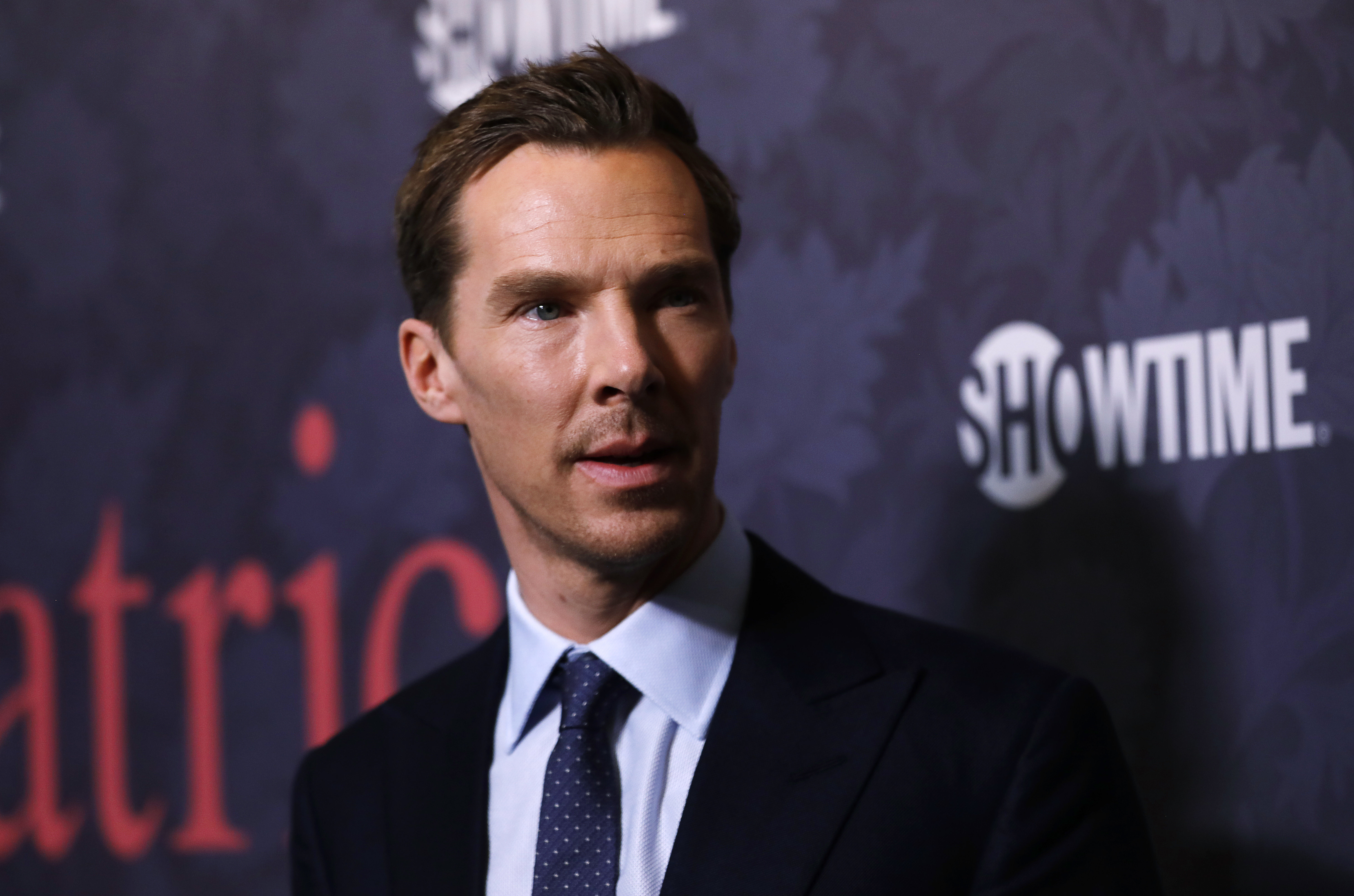 Benedict Cumberbatch Saves Cyclist From Muggers | HuffPost Entertainment