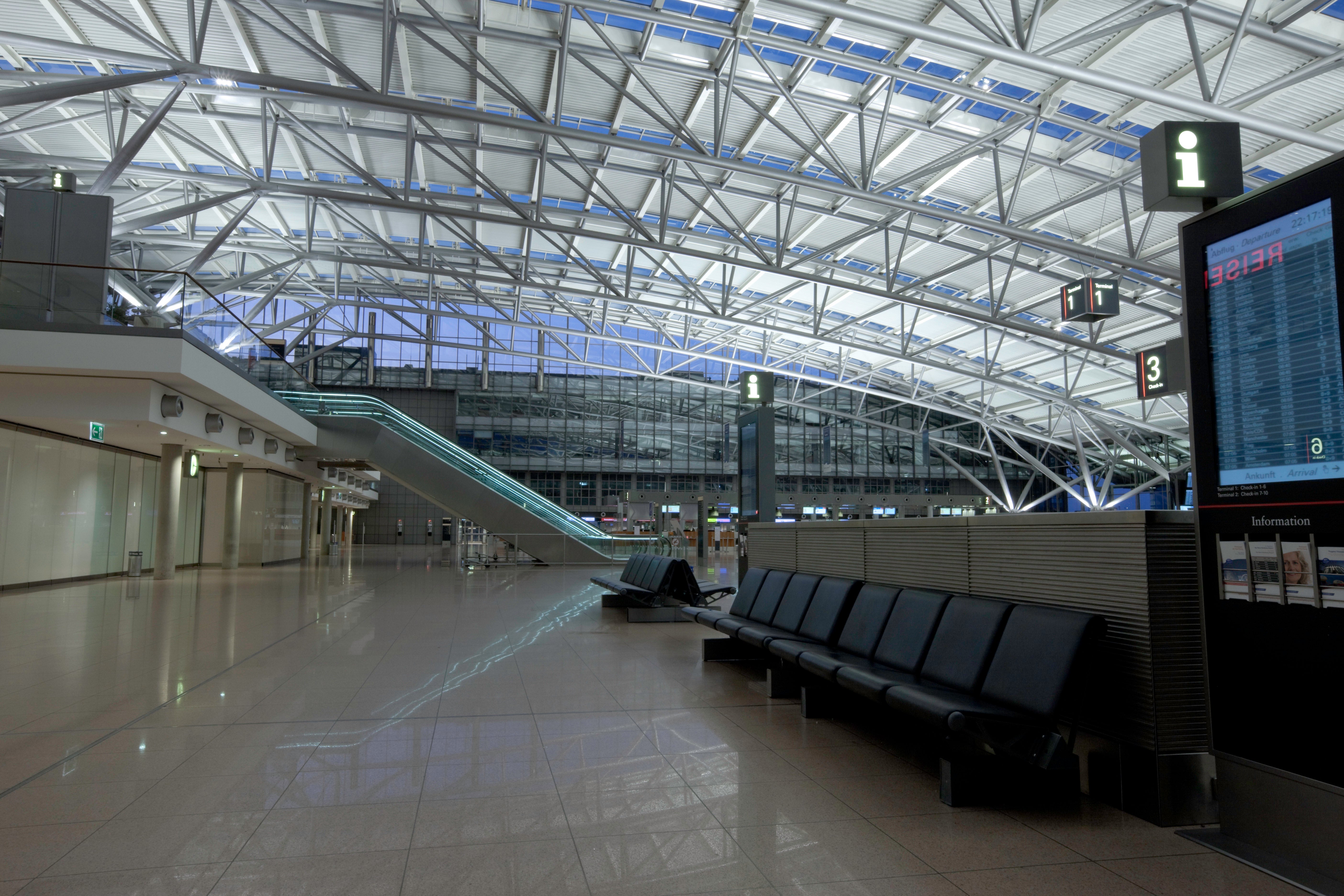 Stromausfall legt Hamburger Flughafen lahm