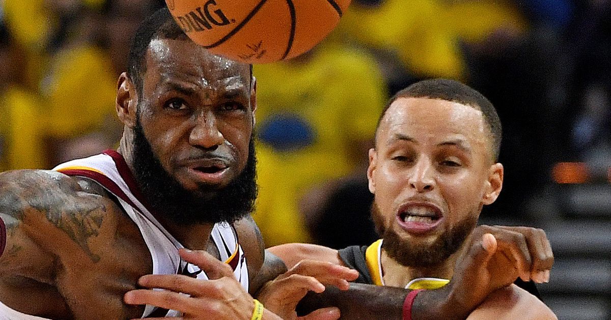 Lebron James And Steph Curry Agree On 1 Thing Neither Of Them Wants To Visit Trump Huffpost