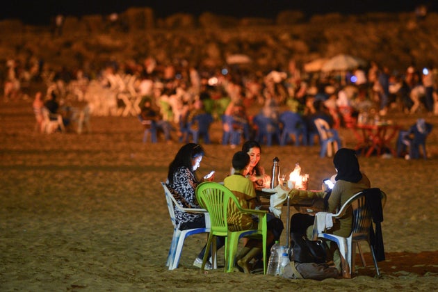 Deux Marocains sur trois sont pour sanctionner les non 