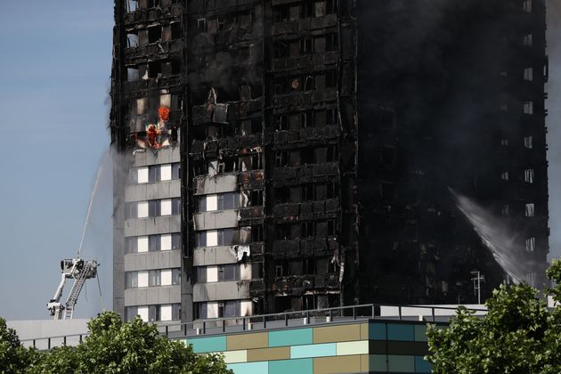 Met Police are investigating the use of the 'stay put' policy used by the London Fire Brigade.