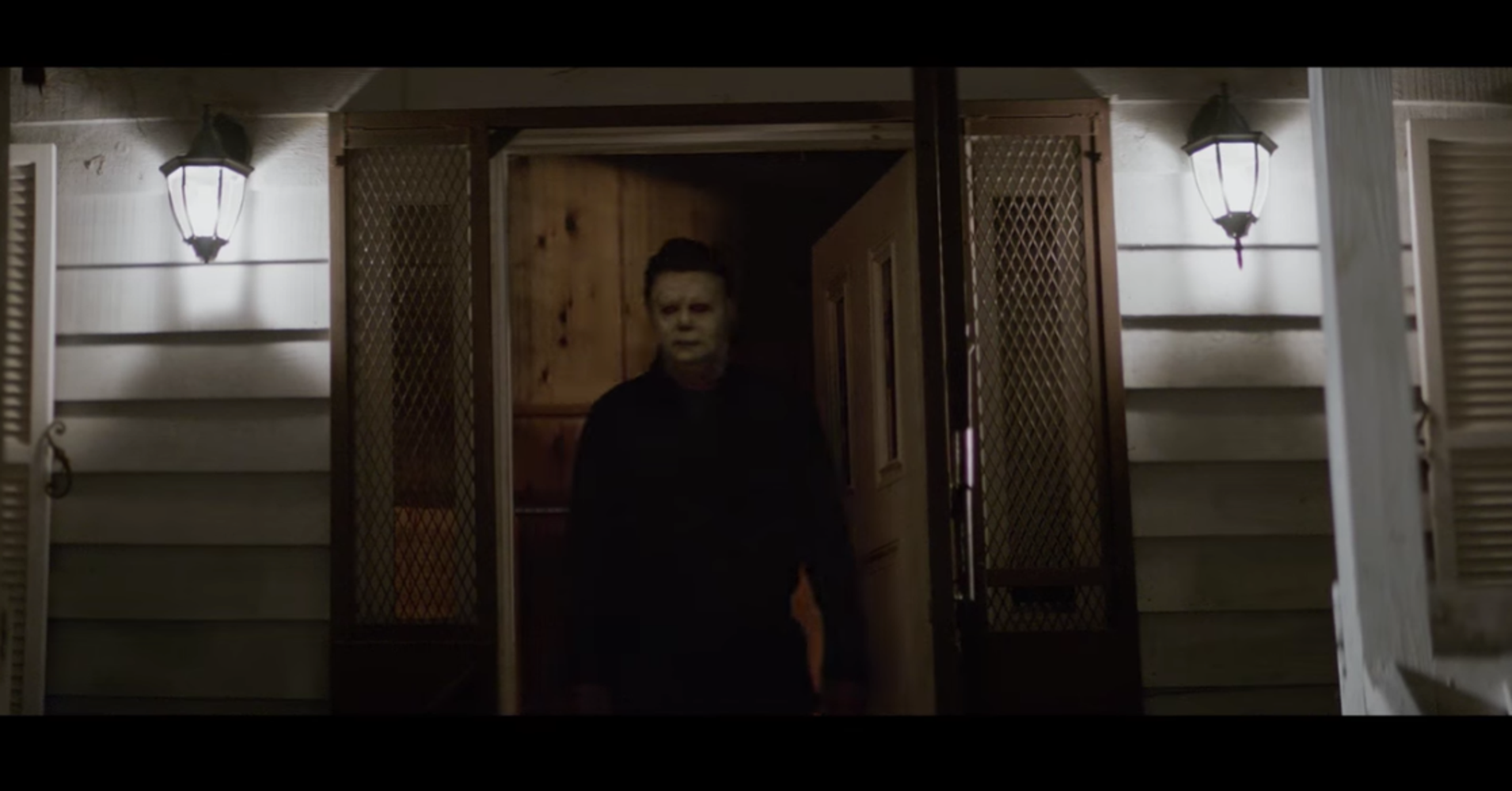 'Halloween' Trailer Has Jamie Lee Curtis' Laurie Strode Looking For