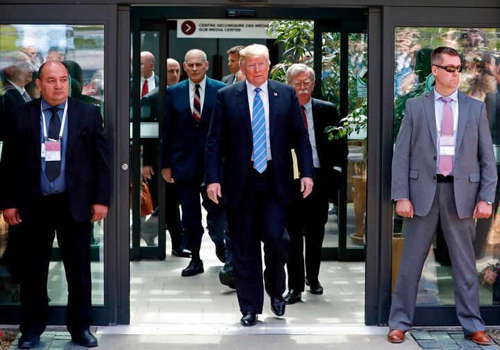 Donald Trump left the G7 summit in Quebec, Canada early on Saturday ahead of his meeting with North Korean leader Kim Jong Un