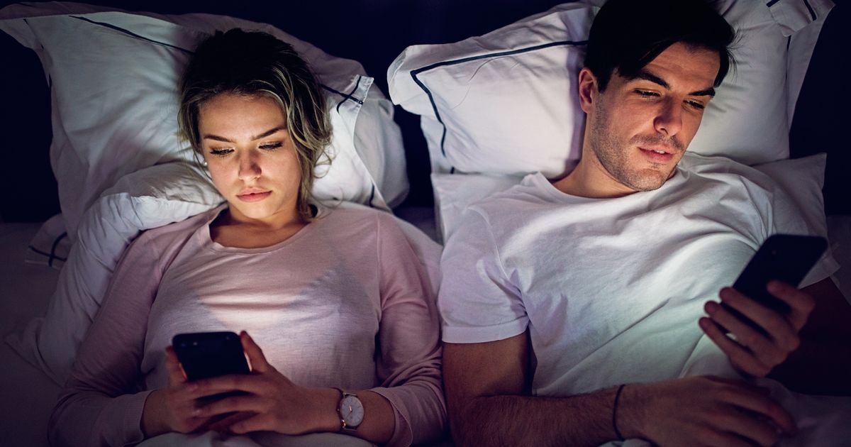 9 Common Bedtime Habits That Could Be Ruining Your Whole Day | HuffPost ...