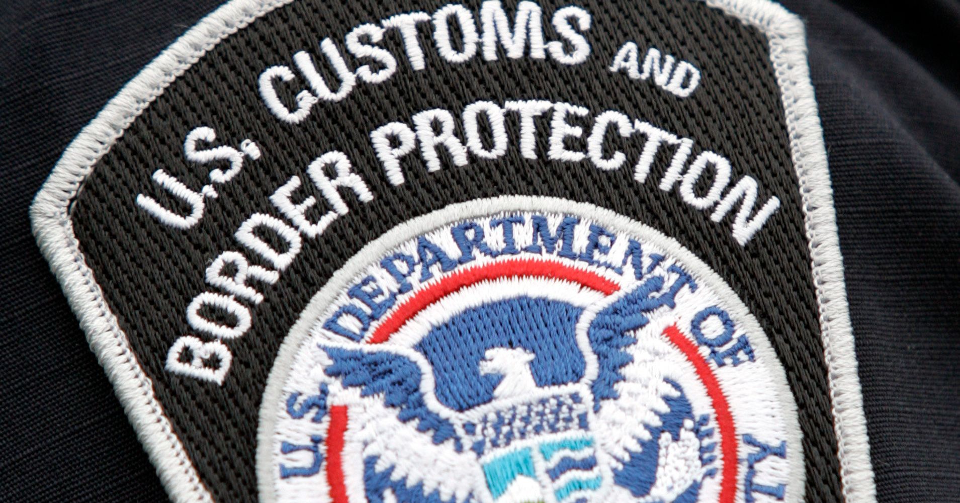 Customs Agent In Hot Water For Trying To Get Reporter's Sources | HuffPost