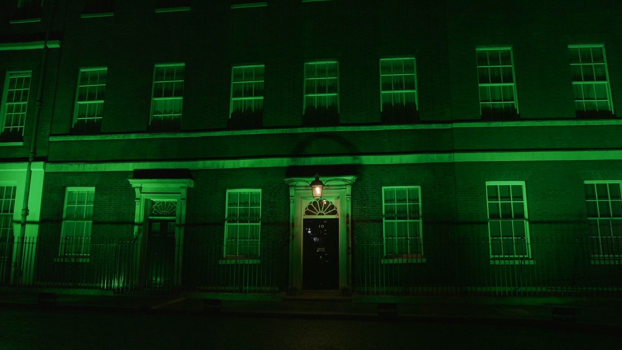 Grenfell green shines on No.10