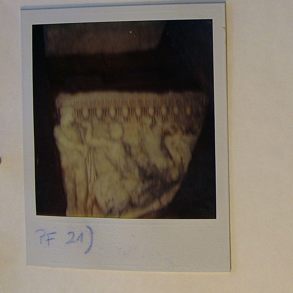 Ρωμαϊκή σαρκοφάγος, κατασχεθέν υλικό του Τζιανφράνκο Μπεκίνα. Επαναπατρίστηκε στην Ελλάδα το Φεβρουάριο του 2017