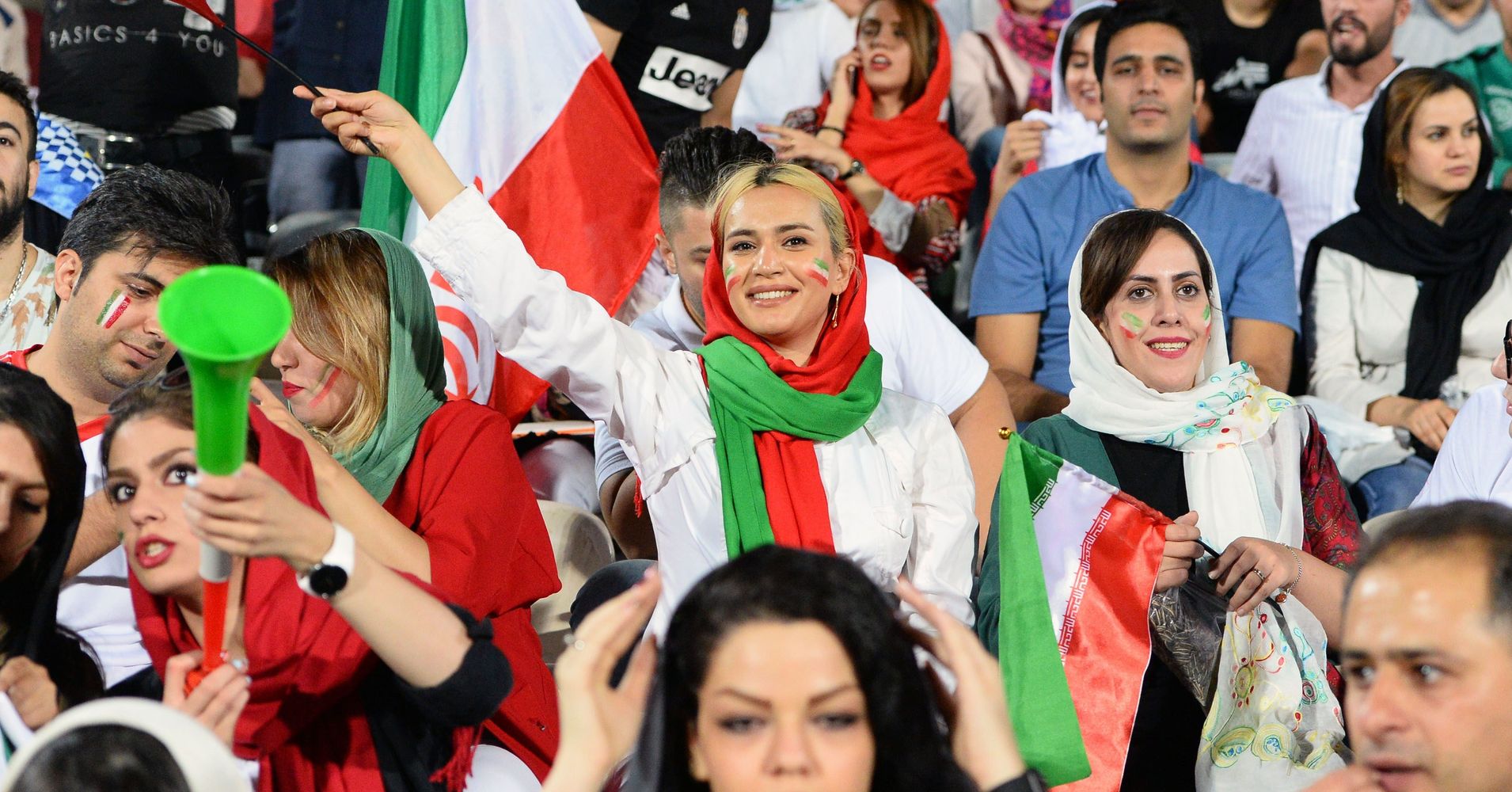 After 40 Year Ban Iranian Women Allowed To Watch World Cup With Men