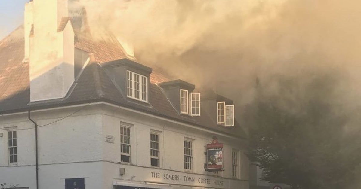 London Euston Pub Fire Over 70 Firefighters Tackle Large Blaze