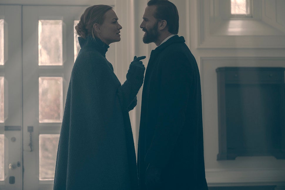 Serena Joy and Commander Waterford come to blows.