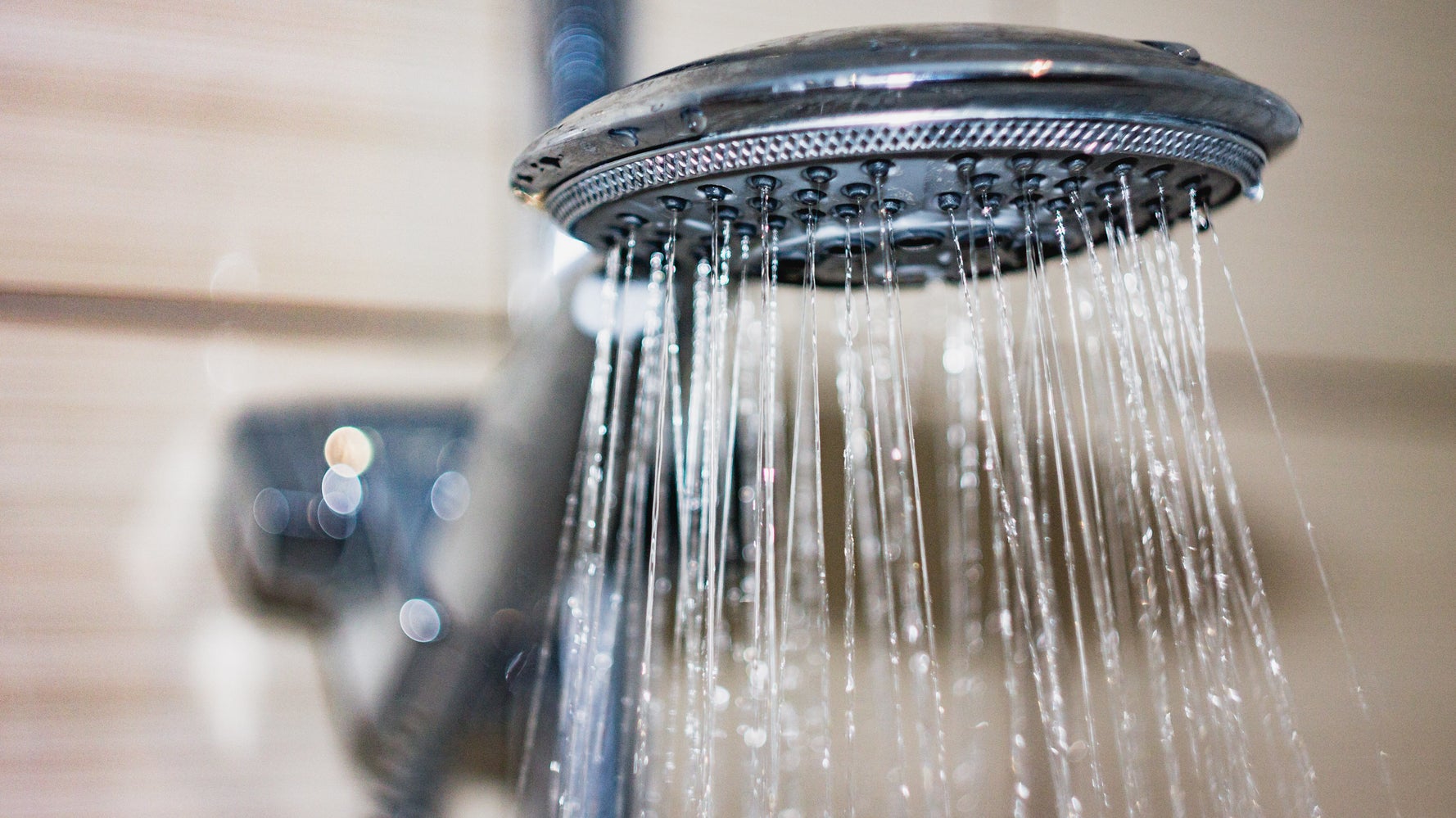 People Are Being Urged To Take Four Minute Showers Because Of The ...