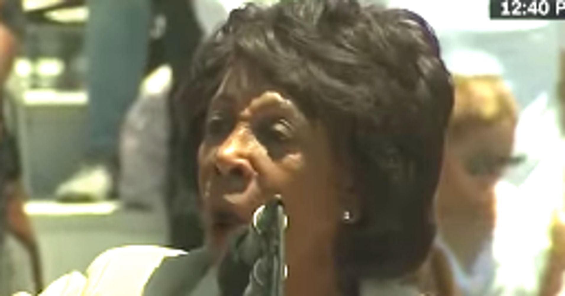 Maxine Waters Responds To Death Threats Youd Better Shoot Straight Huffpost 2869