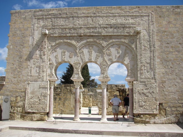 Résultat de recherche d'images pour "La cité industrielle Olivetti d'Ivrea"