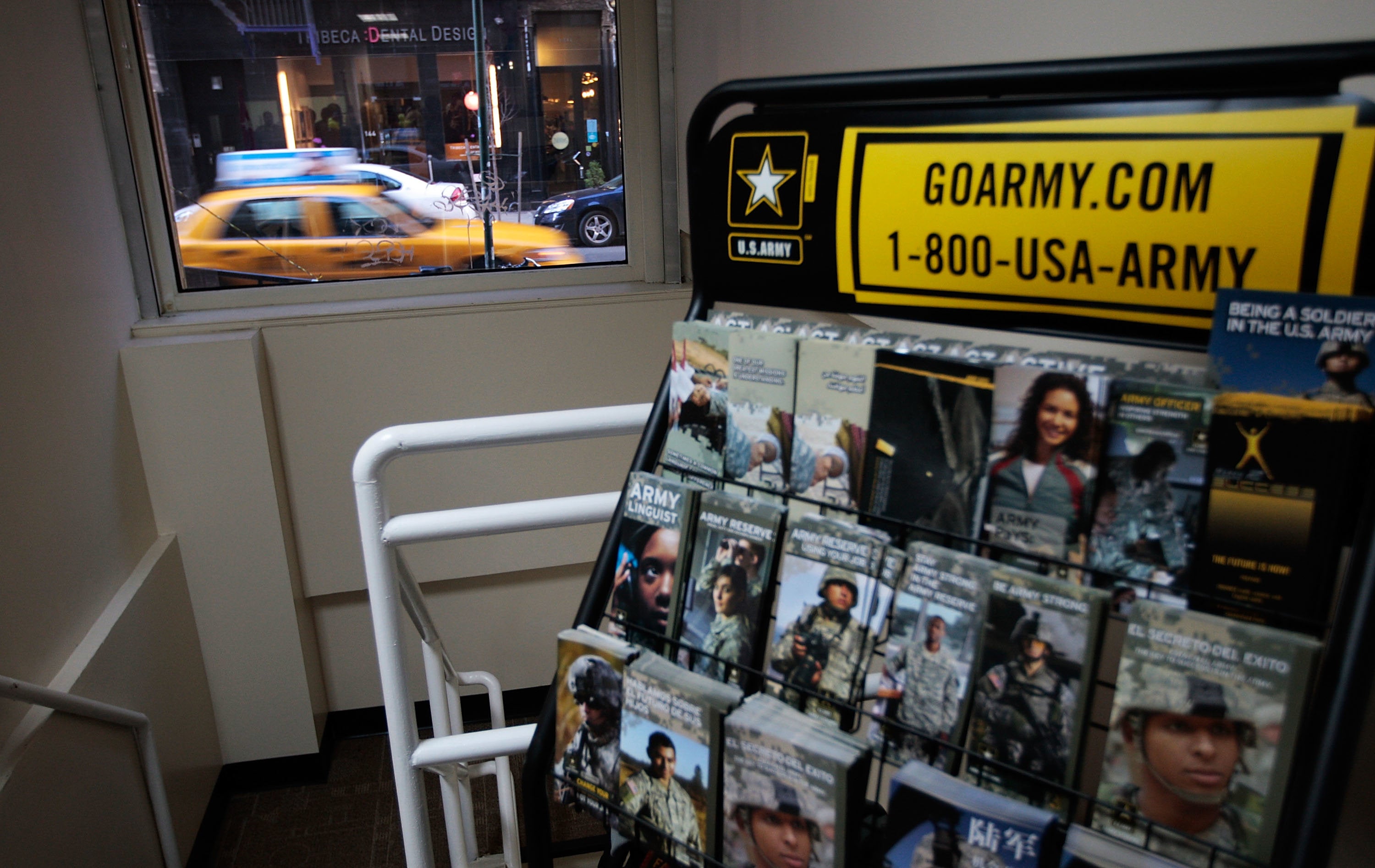 US Army quietly discharging immigrant recruits — APNewsBreak