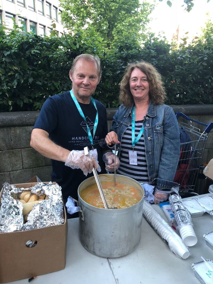 With over 100 volunteers the team meet every night and twice a week in the mornings to hand out a hot meal, breakfast and give them any bedding they might need.