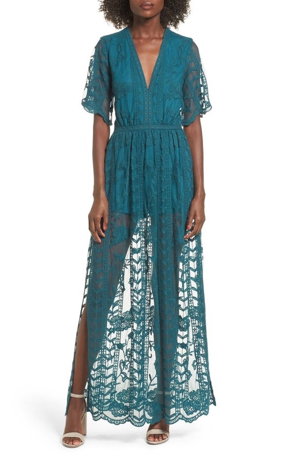 <strong>Sizes</strong>: XS to 2X<br>Get the <a href="https://shop.nordstrom.com/s/socialite-lace-overlay-romper/4553554?origi