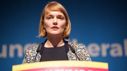 Juli-Chefin zur Flüchtlingsdebatte: