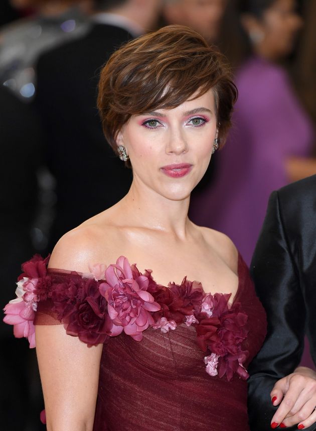 Scarlett Johansson Pulls Out Of Playing Transgender Character In Rub And Tug Following 