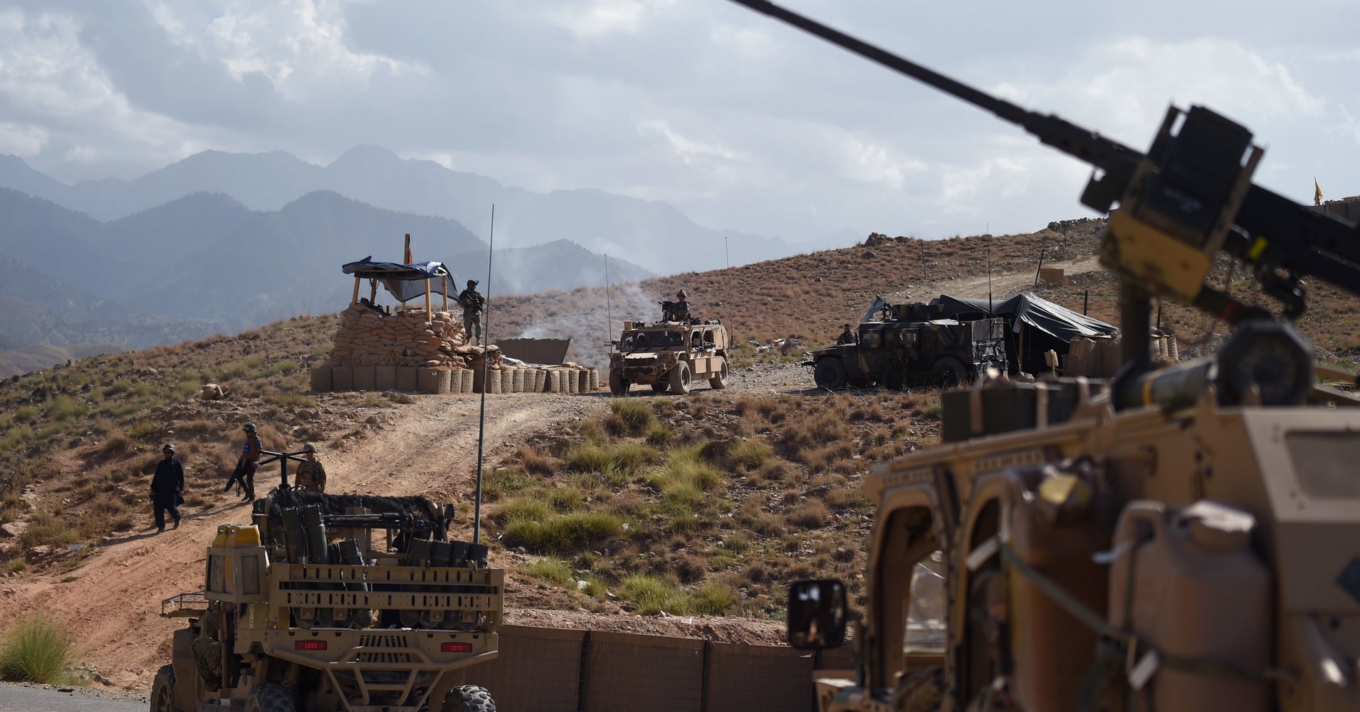 Islamic State Fighters In Afghanistan Kill At Least 15 Taliban | HuffPost