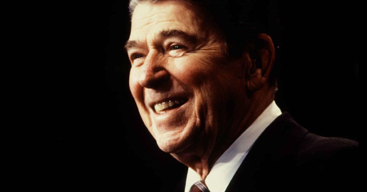 Bernie Sanders Shows How Reagan Destroyed The Middle Class | HuffPost ...