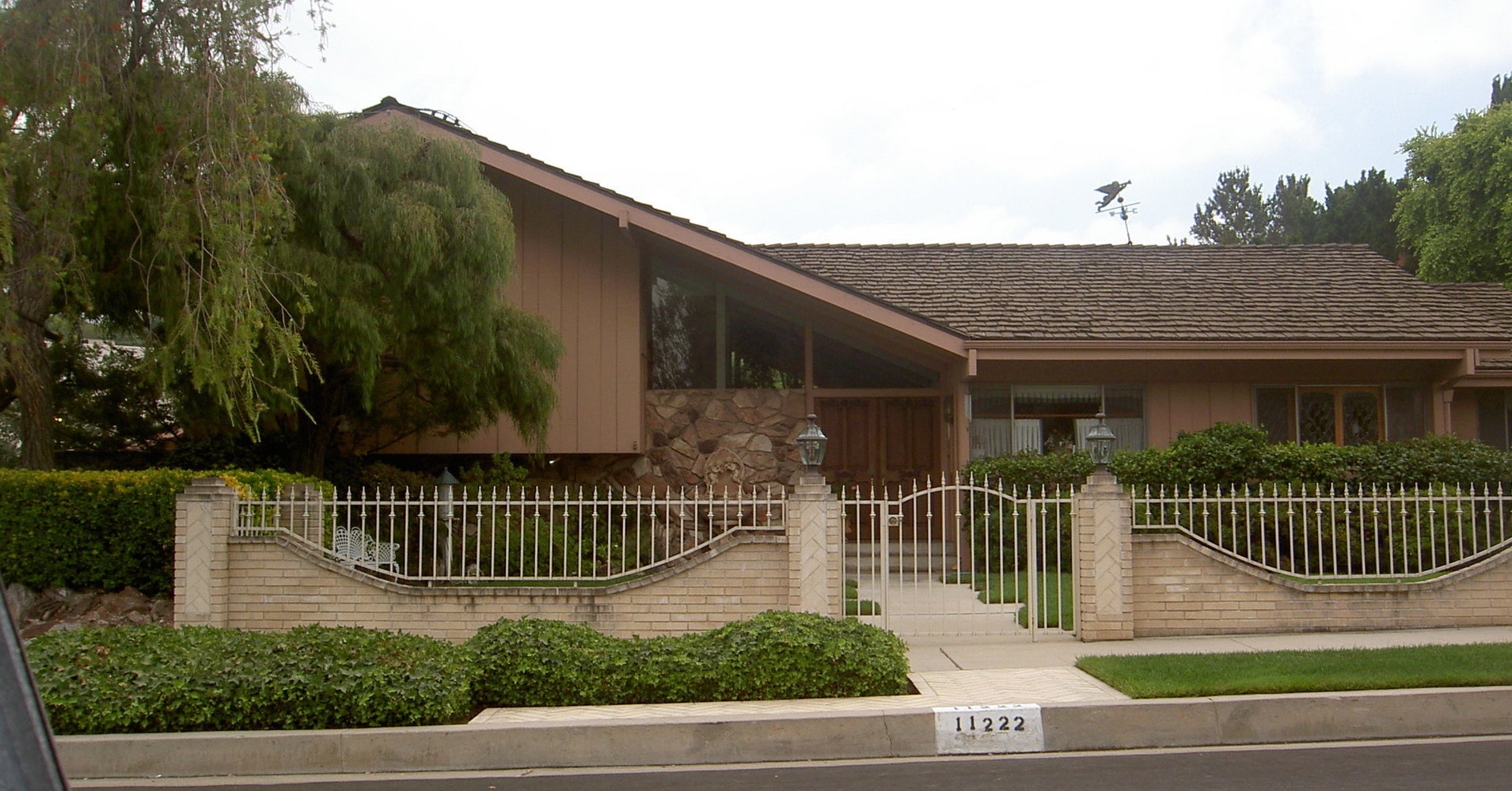 ForSale 'Brady Bunch' House Reportedly May Be Torn Down HuffPost