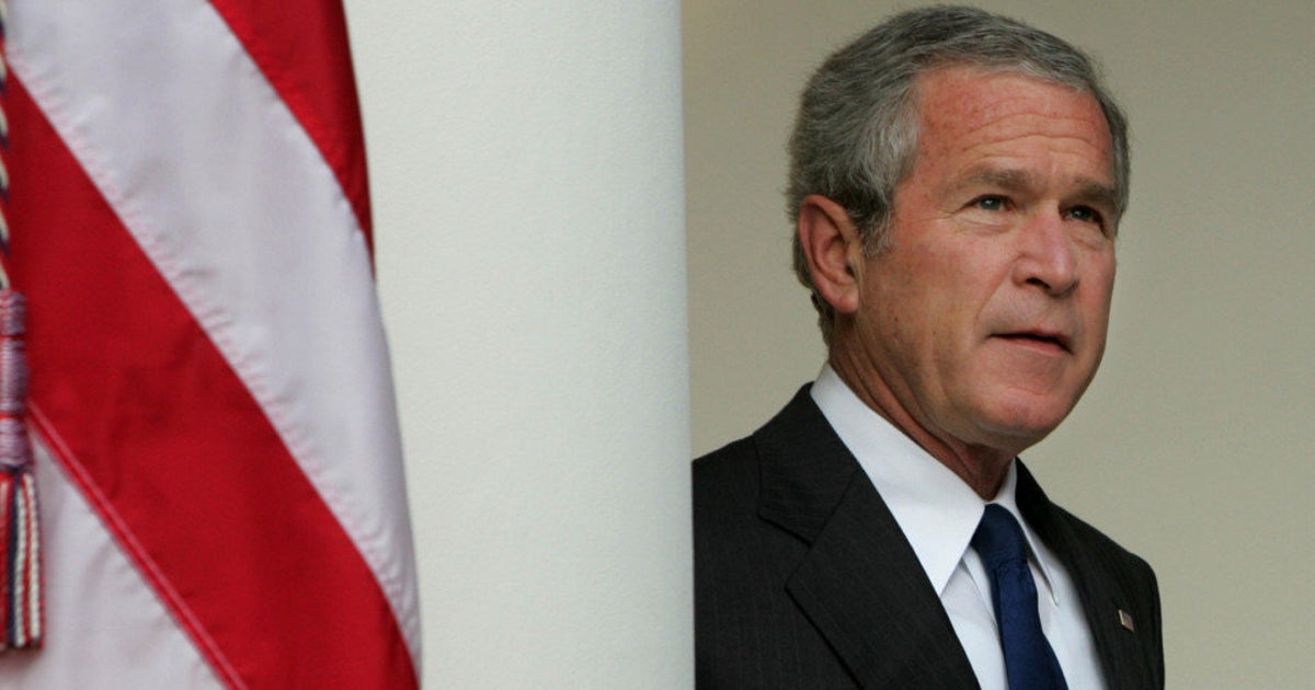 George W. Bush Cried While Visiting Wounded Soldiers | HuffPost Videos