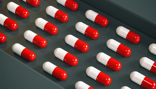 Î¤Î¿ ÏÎºÎ¬Î½Î´Î±Î»Î¿ Î¼Îµ ÏÎ± ÎºÎ»ÎµÎ¼Î¼Î­Î½Î± Î±Î½ÏÎ¹ÎºÎ±ÏÎºÎ¹Î½Î¹ÎºÎ¬ ÏÎ¬ÏÎ¼Î±ÎºÎ± Î±ÏÏ ÏÎ·Î½ ÎÎ»Î»Î¬Î´Î±, ÏÎ¿ ÏÎ±Î¾Î¯Î´Î¹ ÏÎ¿ÏÏ ÏÏÎ· ÎÎµÏÎ¼Î±Î½Î¯Î± ÎºÎ±Î¹ Î¿Î¹ ÏÎ¿Î»Î¹ÏÎ¹ÎºÎ­Ï