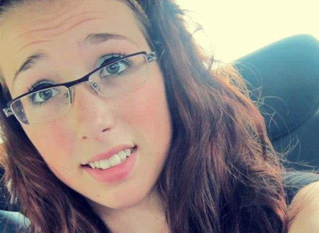 Web stranica za izlaske izvinjava se zbog slike rehtaeh parsonsa